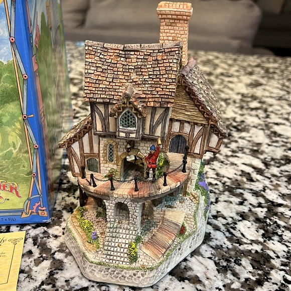 David Winter Cottages John Hine Studios Mad Baron Fourthrite’s Folly Numbered - Picture 3 of 10